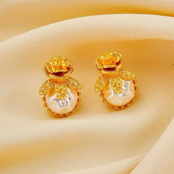 “Parisian Rose Pearl” Gingham Petals Crater Dent Moon Surface French Palace Stud - Picture 10 of 16